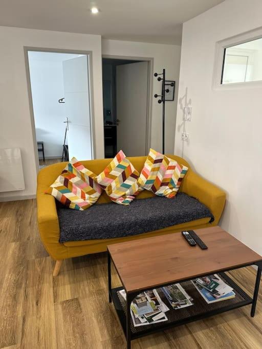Joli Loft Apartment Ploermel Luaran gambar
